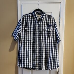 Columbia Men’s Navy and White Plaid Short-Sleeve Button-Down Shirt - New no tag